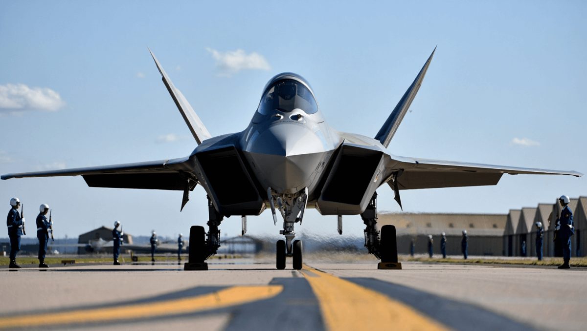 Armi, triplicano i costi del cacciabombardiere Gcap, da 6 a 18 miliardi di euro