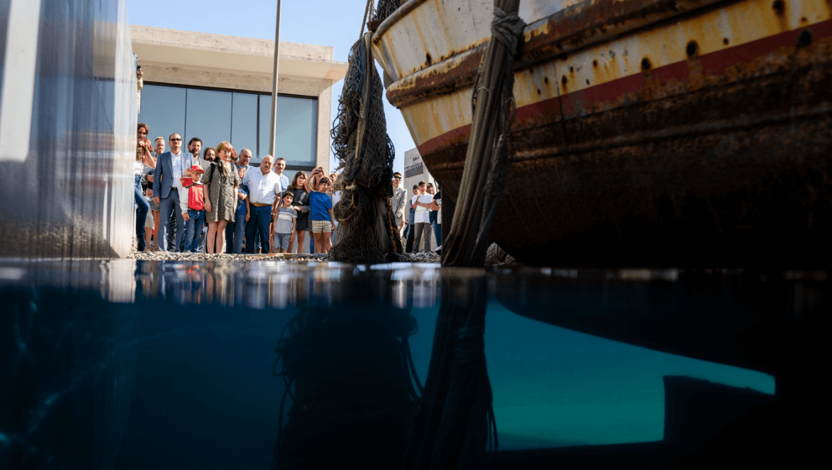 Migranti climatici e crisi ambientale: una mostra racconta l’esodo dalle coste del Mediterraneo