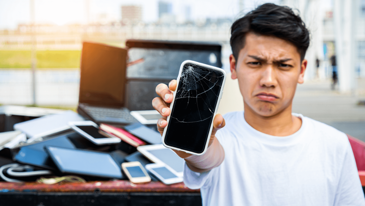 Ecofuturo magazine, il nuovo numero della rivista è dedicato all’obsolescenza programmata