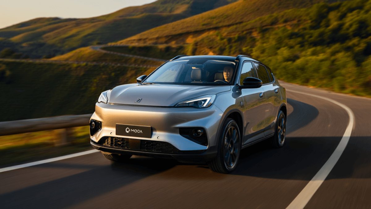 Omoda 9, il nuovo SUV cinese elettrificato ad un prezzo competitivo