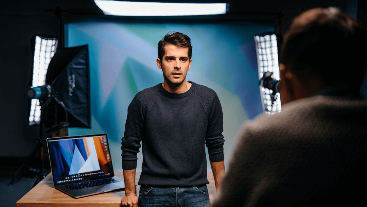 Lorenzo Maragoni: «La posta del Bro, perché, insieme, attraverso la leggerezza si può cambiare davvero»