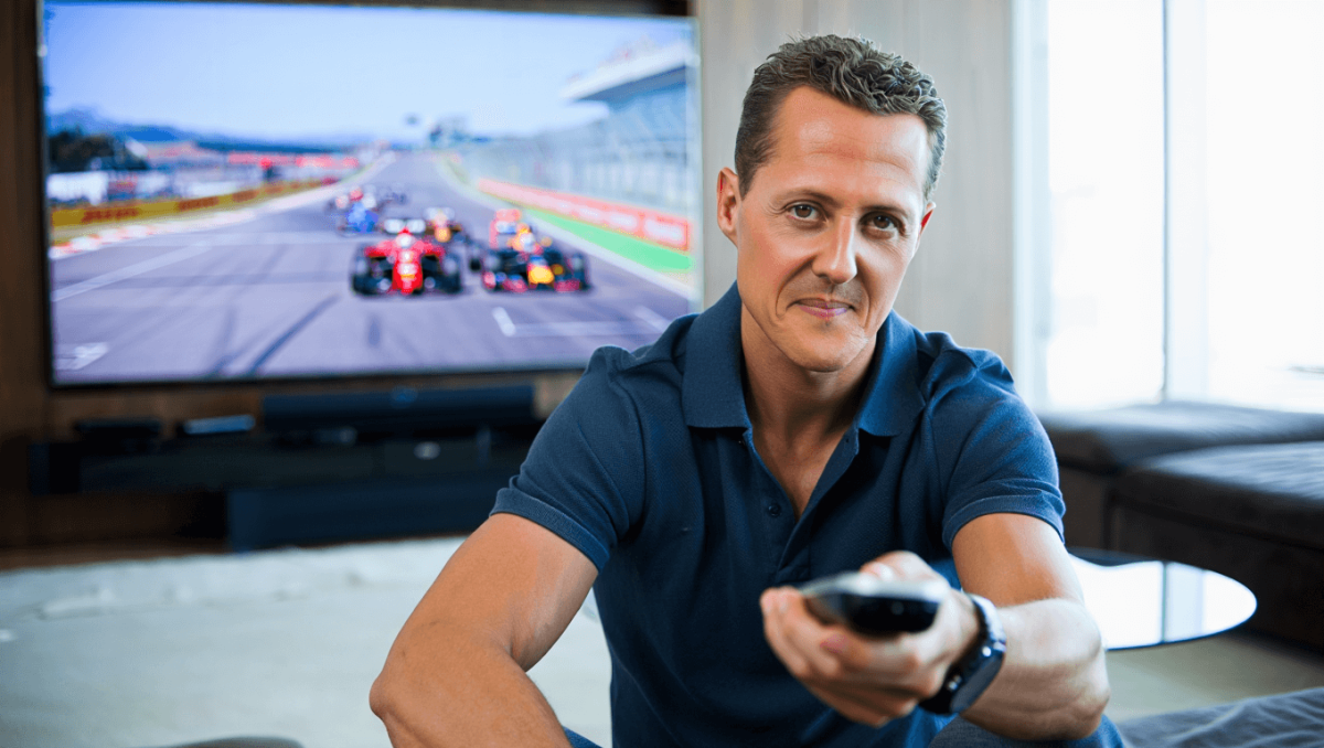 Come sta Michael Schumacher, arriva un'importante novità sulle sue condizioni: "Non è a letto e guarda la F1"