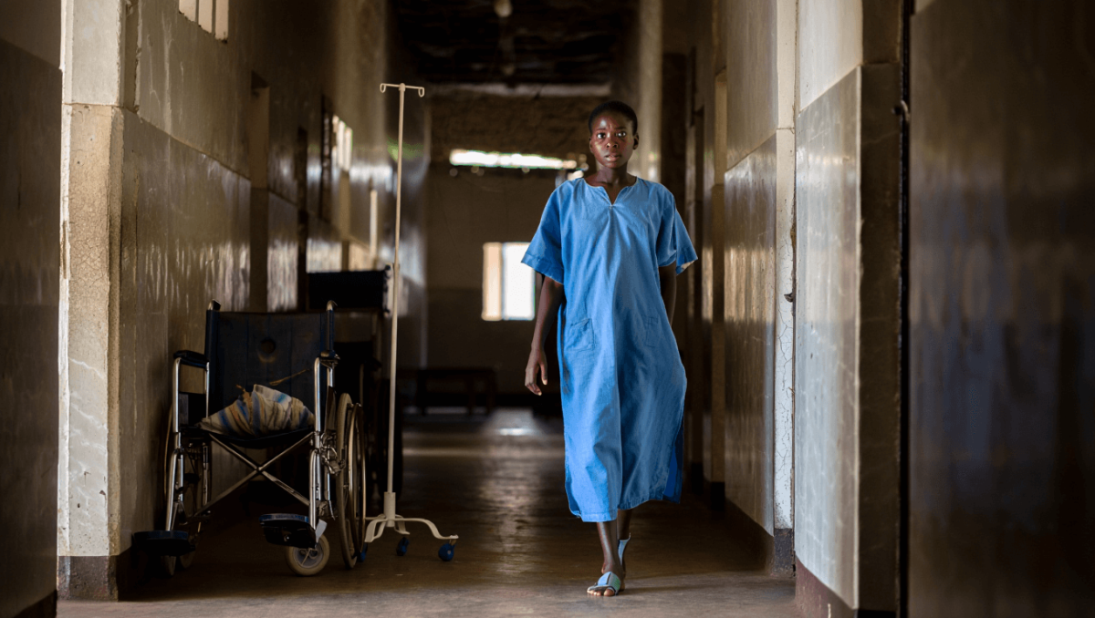 Sierra Leone, Emergency: “La povertà e le disuguaglianze pesano sempre più sul diritto alla salute”