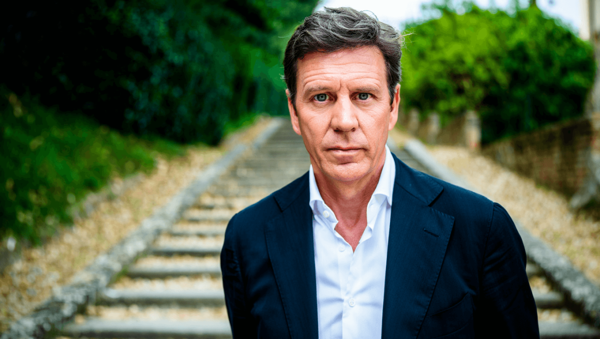 Tinto Brass dà voce a Isola Farnese: "Siamo isolati, sembra di rivivere un nuovo lockdown"