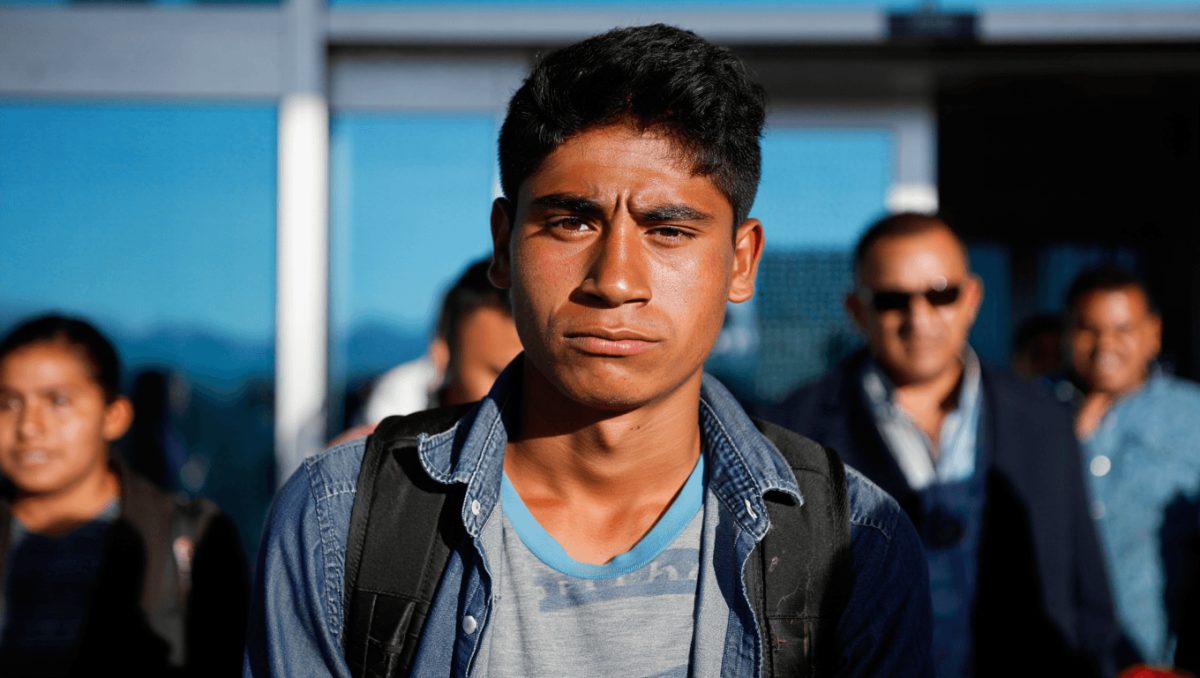 Da El Salvador vengono fatti sparire con la forza cittadini espulsi dagli Stati Uniti