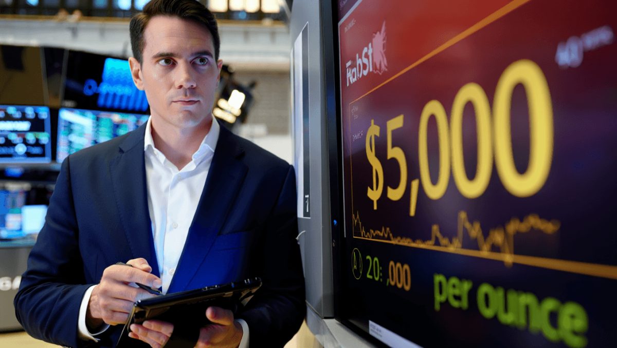 Prezzo dell'oro resta sulla soglia dei 5000 dollari l'oncia