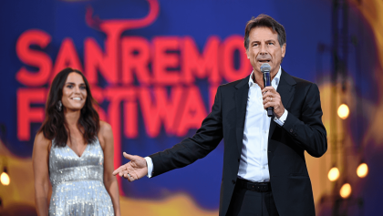 Sanremo, la scaletta completa della finale: l’ordine di uscita dei cantanti e gli orari