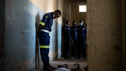 Nigeria, i crimini della “Tiger Base”, la polizia anti-sequestri che opera tra torture ed estorsioni