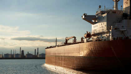 Borse chiudono in rosso, ma limano le perdite sul finale. Salgono gas e petrolio