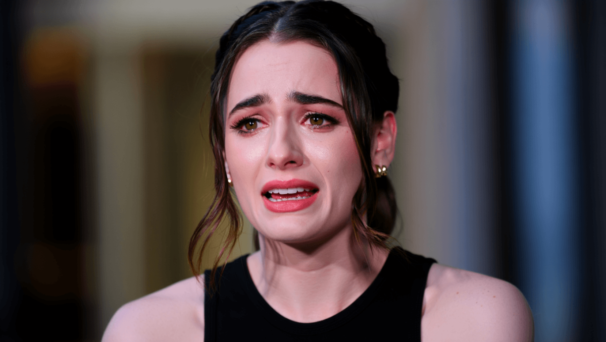 Pechino Express, Chanel Totti. Parla Filippo Laurino: "La mia fidanzata non la sta vivendo bene"