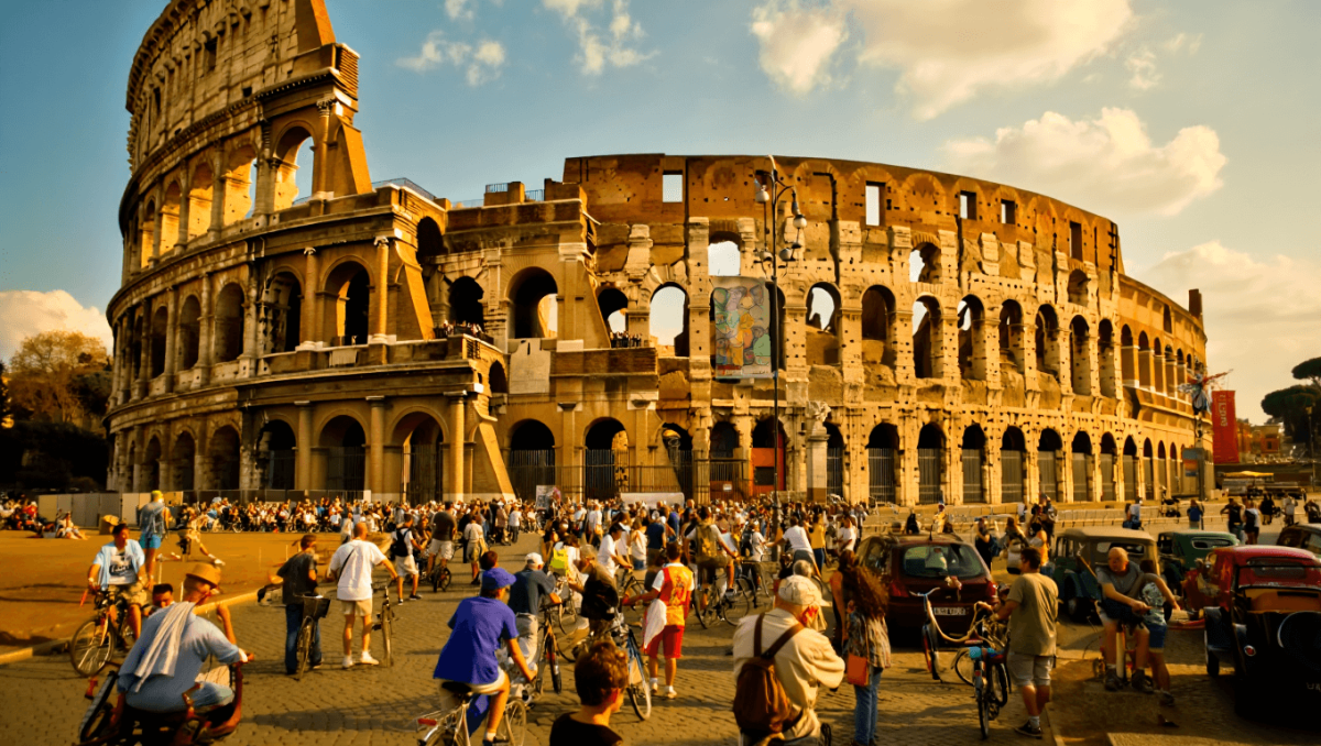 Domenica 29 marzo l'ultimo blocco del traffico a Roma. Tutte le informazioni: fasce orarie, deroghe ed eventi
