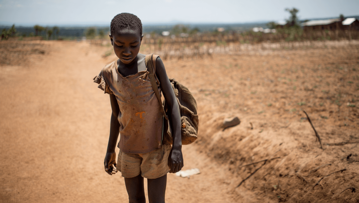 Uganda, bambini comprati e venduti anche dai genitori: l’allarme su un fenomeno in aumento