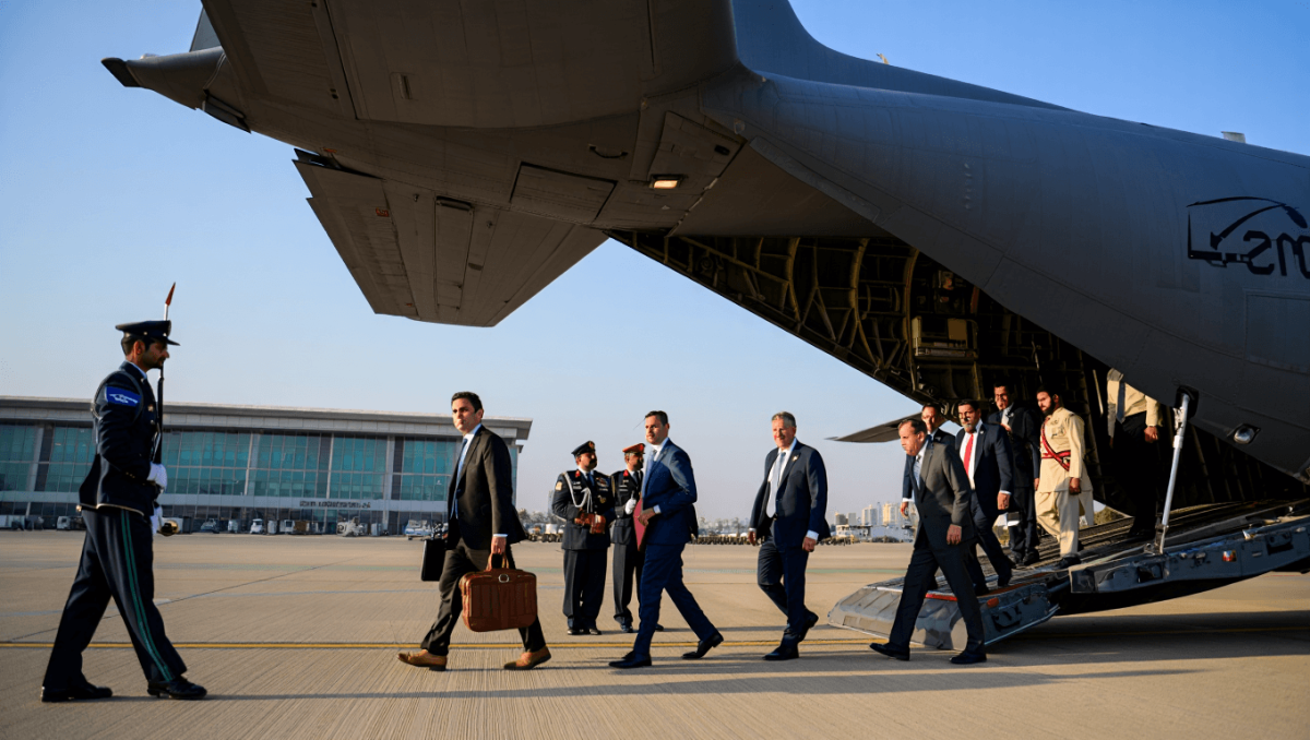 Media, la delegazione Usa è atterrata a Islamabad