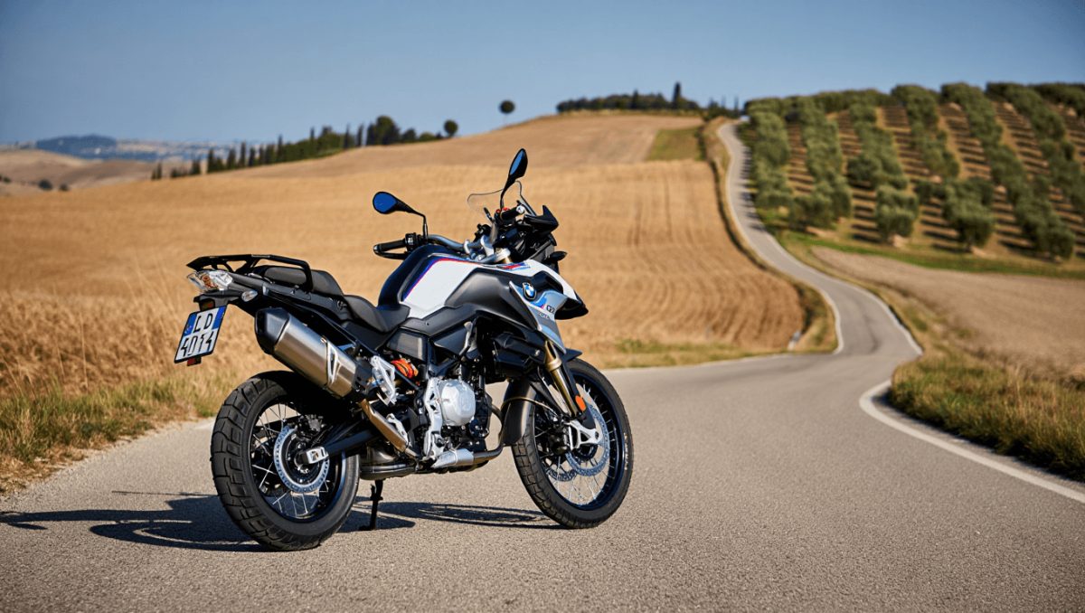 BMW F 450 GS, la piccola GS con manie di grandezza