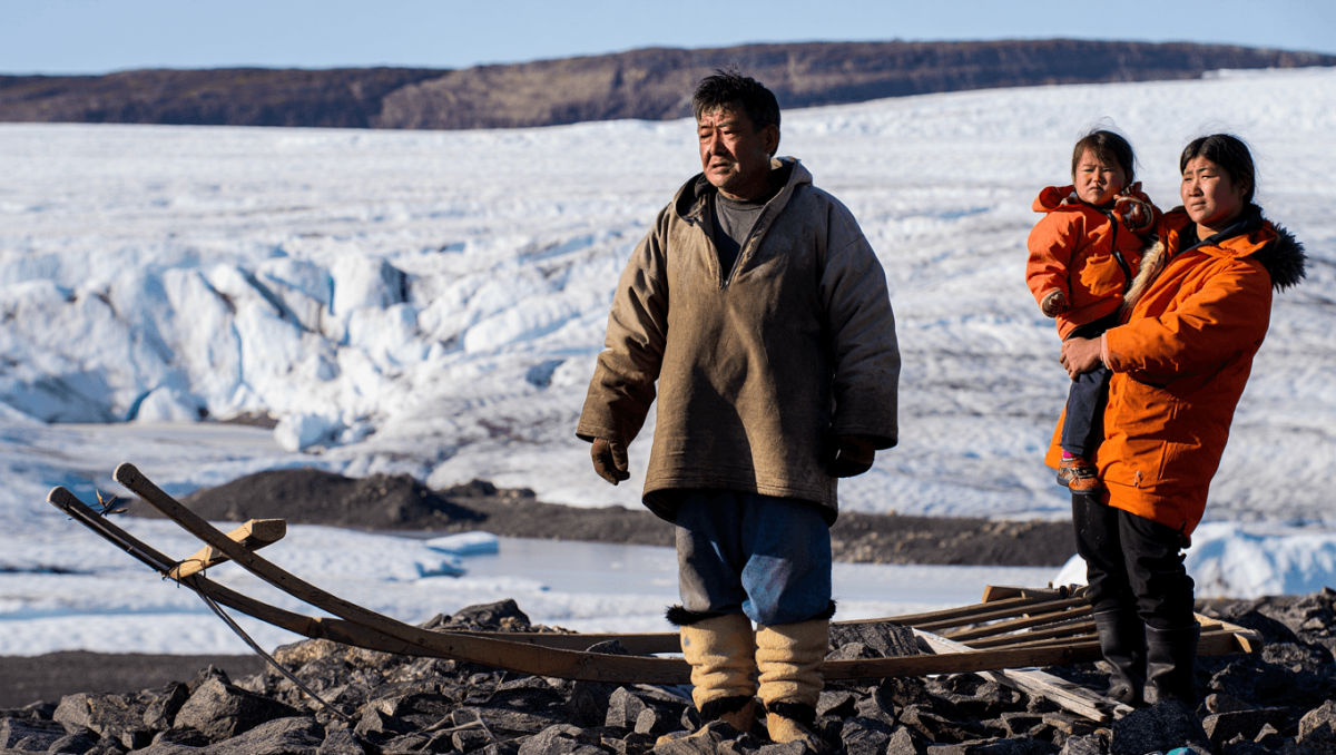 Groenlandia, dove la crisi climatica mostra i suoi effetti. La prof. Tommasini: “Chi vive di caccia e pesca ne subisce l’impatto in maniera drammatica”
