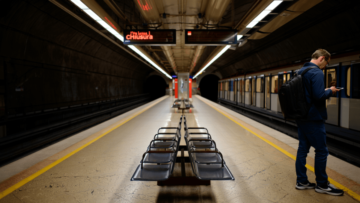 Niente metro per il sabato romano: da venerdì sera scatta la chiusura della linea A