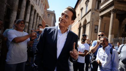 Fiorello celebra il Natale di Roma: “La città eterna compie 2779 anni, tu fondata nel 753 a.C. da Giovanni Malagò"