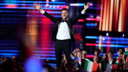 Sal Da Vinci travolge Vienna, esibizione da brividi nella prima semifinale dell'Eurovision: «Vorrei riposare, ma il cuore va a cento all’ora»