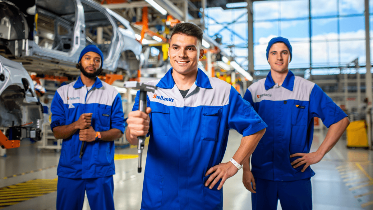 Stellantis entra nella WCM Association: la nuova sfida dell’auto passa dalla fabbrica