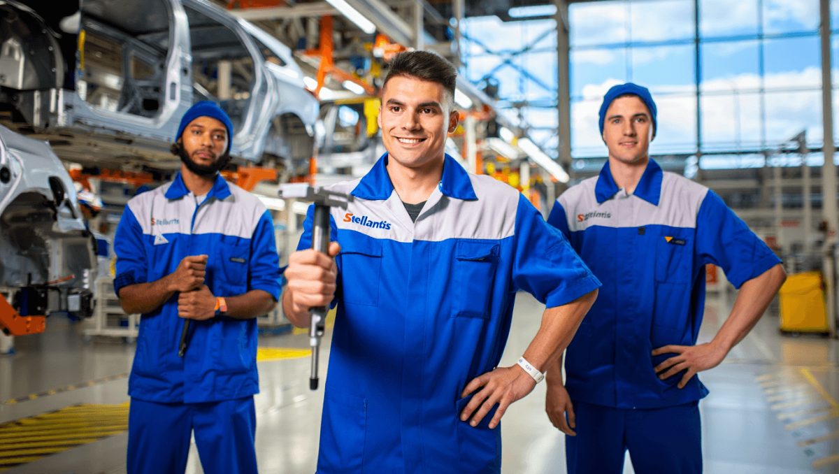 Stellantis entra nella WCM Association: la nuova sfida dell’auto passa dalla fabbrica
