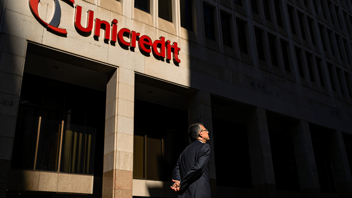 Duello Unicredit-Commerz. Orlopp attacca il piano