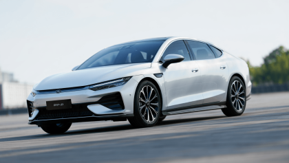 BYD Seal 6 DM-i Touring: guarda tutte le foto
