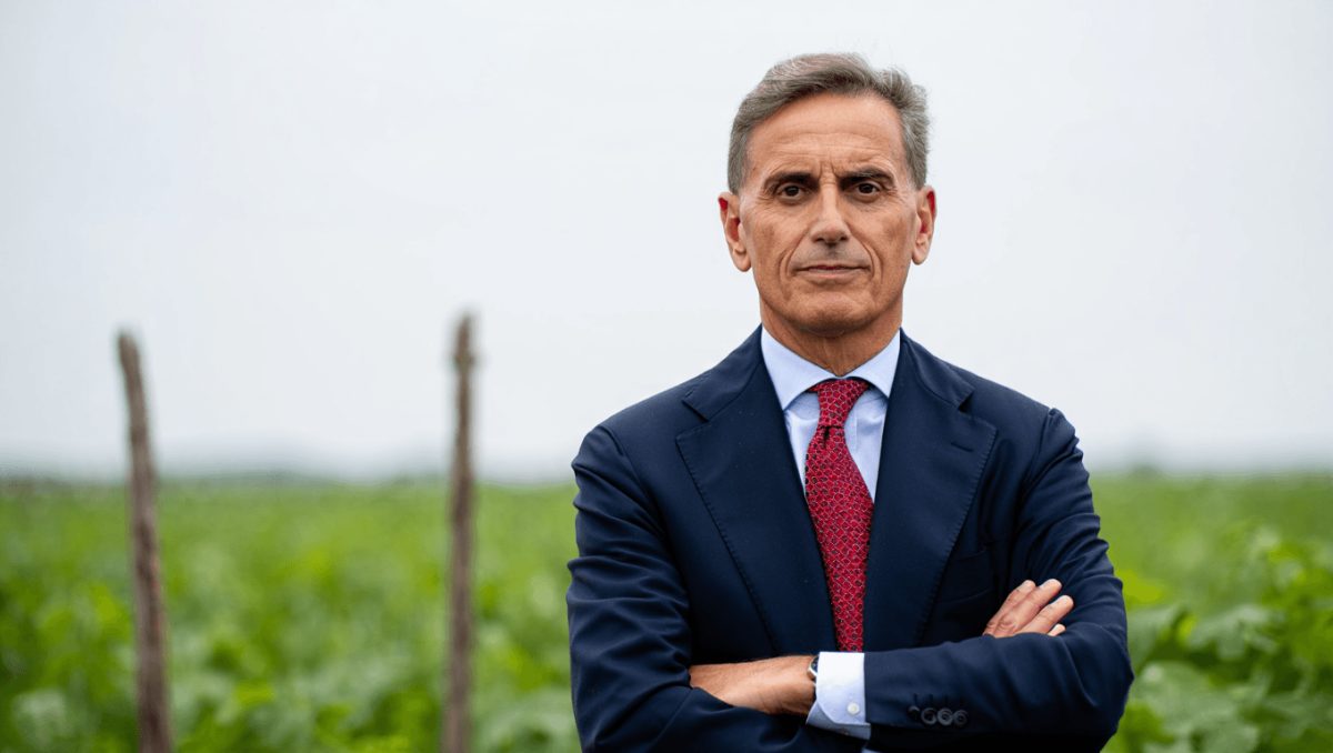 Coldiretti, dopo la terra il presidente Prandini si prende anche la stalla. E guiderà gli allevatori italiani