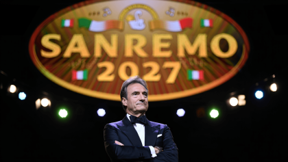Sanremo 2027, Stefano De Martino annuncia le date ufficiali e svela un indizio su Vasco Rossi