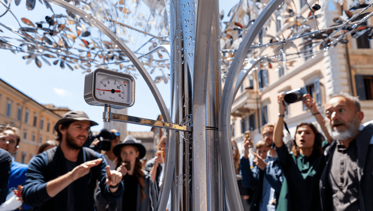 A Roma arriva l’albero bioclimatico, un condizionatore naturale per abbassare la temperatura di 10 gradi senza elettricità