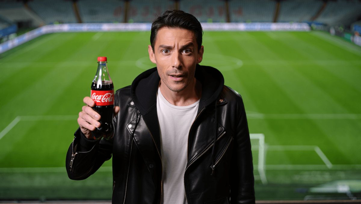 Agitare coca cola, la nuova hit di Tommaso Paradiso omaggia il Como di Fabregas