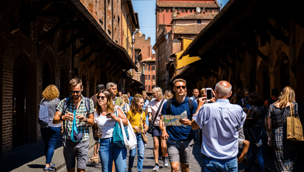 Bologna non è mortadella. Assecondare l’overtourism non fa bene all’economia
