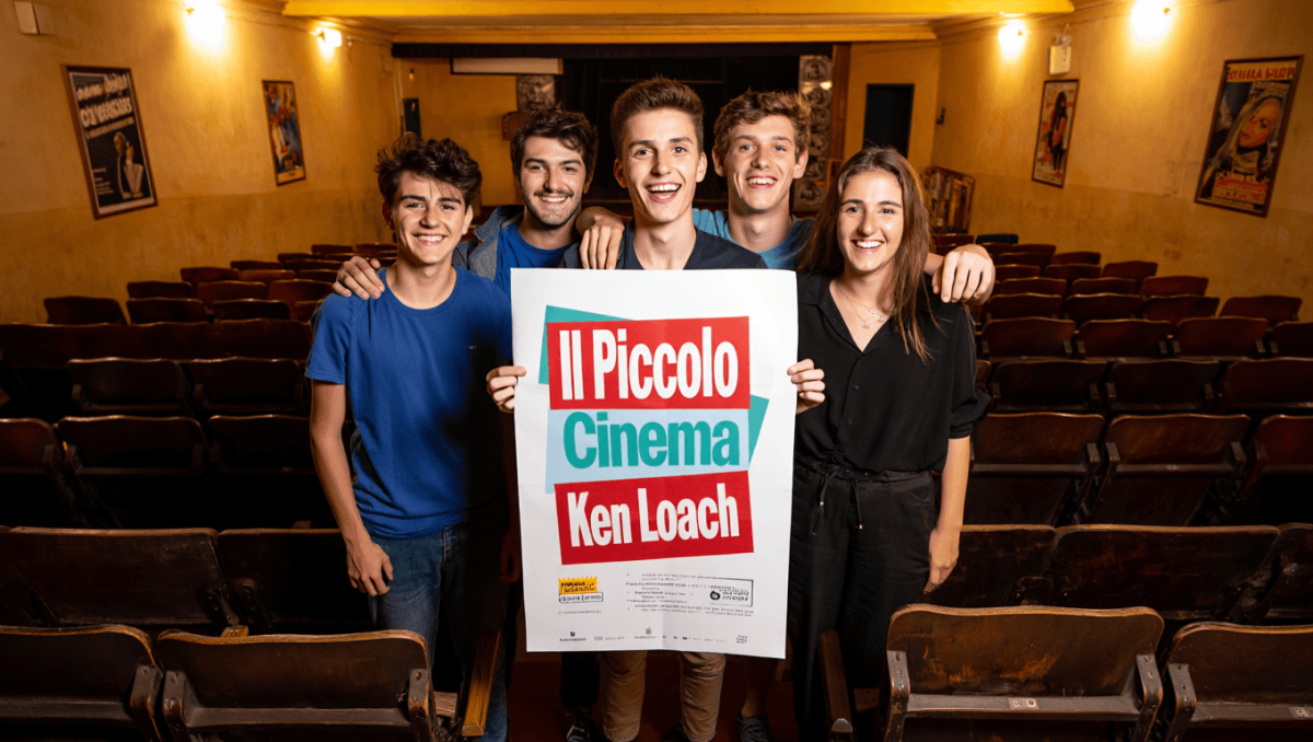 Film, “Il piccolo cinema di Mesagne” la favola di Ken Loach sui ragazzini gestori di una sala